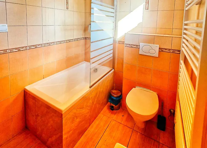 M3 Semesterbostad Abrahamovce